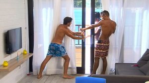 Дом-2: Черно гоняет Оганесяна