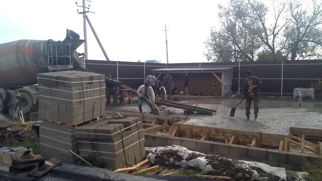 Бетонирование плиты смотреть онлайн