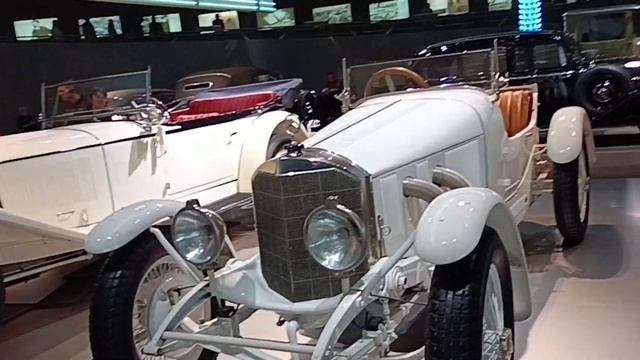 Музей автомобилей в Германии смотреть онлайн