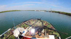 Обзор рыбных мест 10.07.2022 год №4 р. Иртыш г. Омск Рыбалка спиннингом, троллинг в затоне Лампочка.