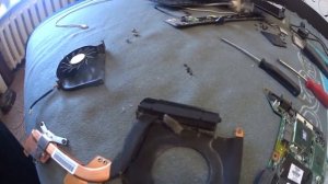 Разбор HP Pavilion dv6000! Замена термопасты!