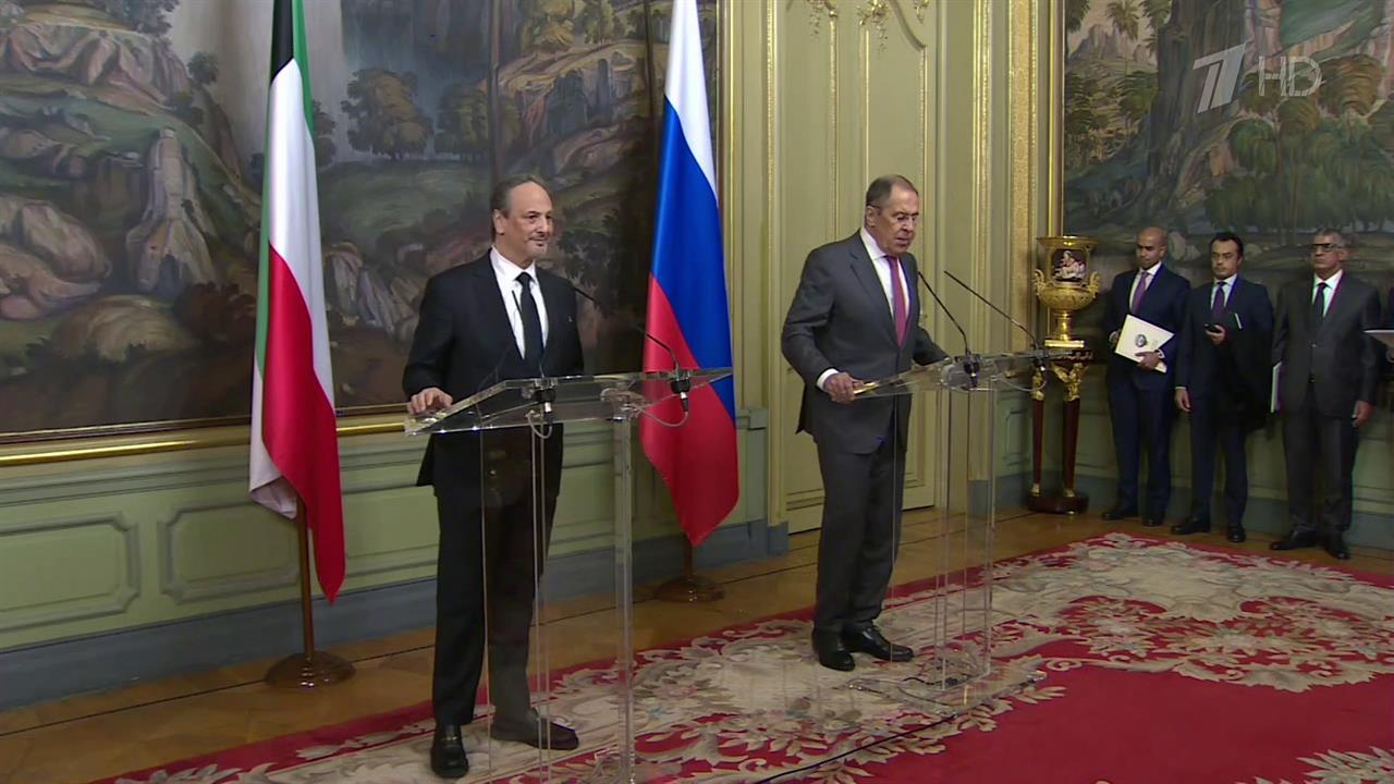 Главы МИД России и Кувейта высказались за срочное прекращение огня в секторе Газа