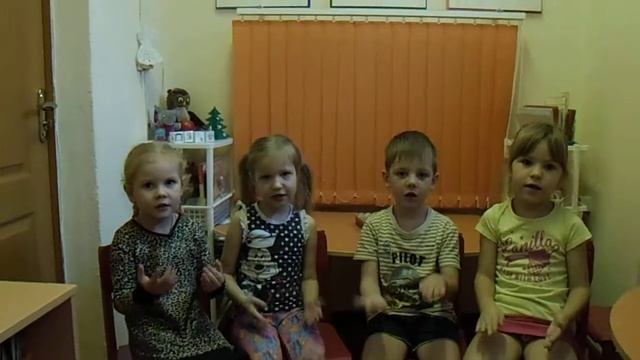 Оладушки. Пальчиковая игра.