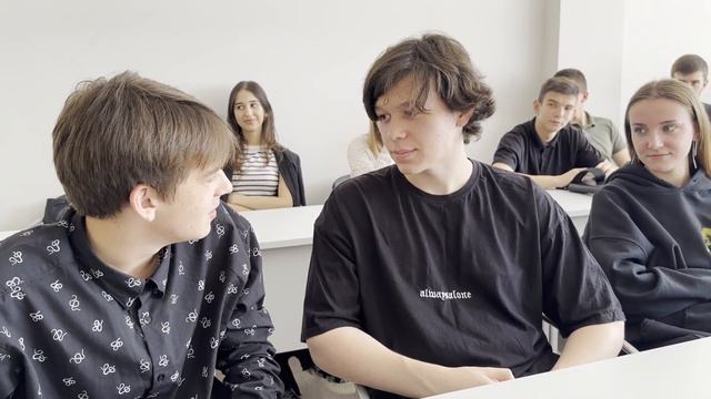 Гарри Поттер, распределяющая шляпа