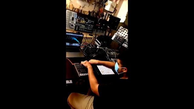 live performance 1 on ableton live 11 смотреть онлайн