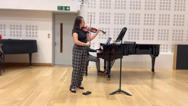 Beth McAlister plays ‘Preludio’ from Bach’s Partita No.3 in E major and Amy Beach - Romance смотреть онлайн