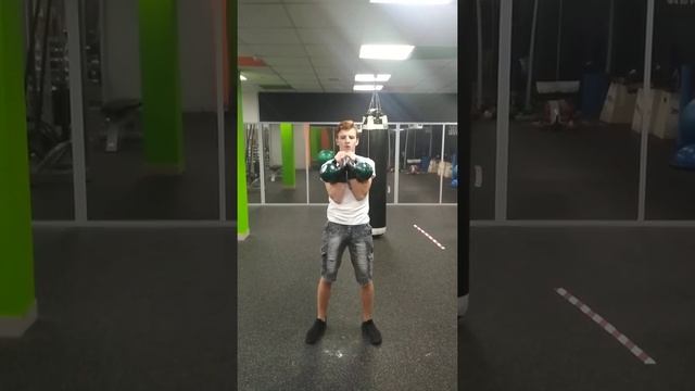 Евгений Стрельников. Упражнение "триатлон" гири 12кг. смотреть онлайн