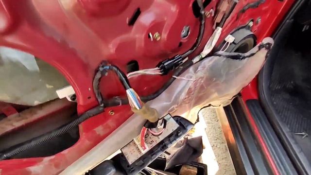 Instalación de elevador de Nissan TIIDA смотреть онлайн