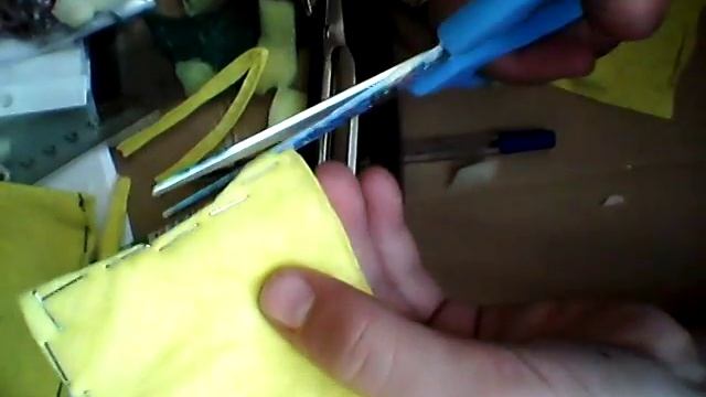 Маленький кошелек из маленького кусочка ткани смотреть онлайн