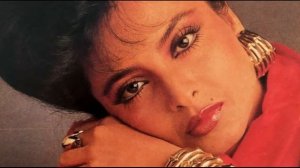 Загадочная актриса Рекха рассказывает о своих интересах