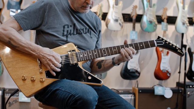 Today's Thunder Road Quick Riff: New Gibson Custom Shop 1958 Korina Explorer Reissue смотреть онлайн