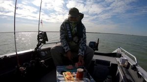 Рыбалка на спиннинг 13.10.2022. Веселовское водохранилище, река Маныч. База "Закурганная". День 1.