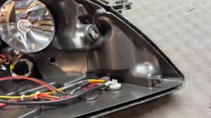 Mercedes ML w164 - замена линз, диодные Competizione 4K