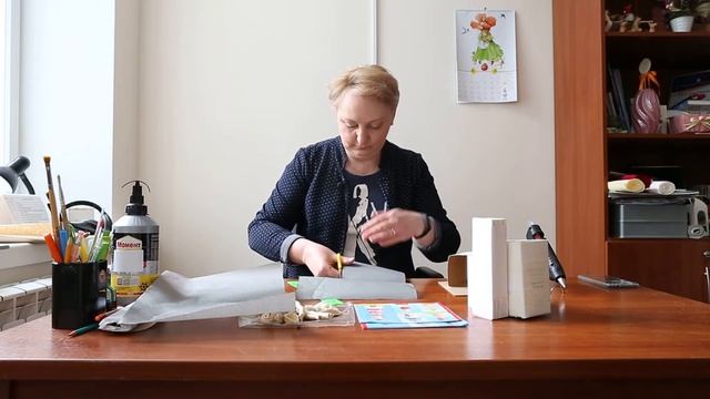 История простых предметов. Канцелярские принадлежности. Делаем органайзер своими руками