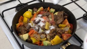 Как приготовить вкусный Лагман!  Лапша с овощами и мясом в Азиатском стиле!