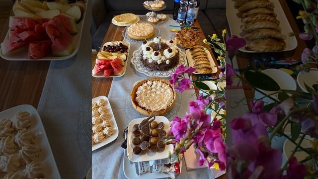 @cookandbake313 #Праздничный сладкий стол на день рождения??Festive sweet table for birthday??! смотреть онлайн