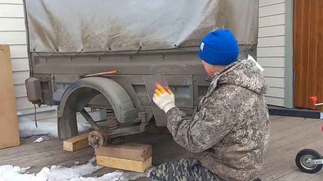 Монтаж запасного и подкатного колеса на прицеп КМЗ 8136. Супер барбекюшница для каравана. смотреть онлайн