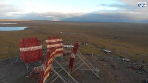 Зачем в тундре лопухи? Заброшенная станция тропосферной связи. В мокасинах по Таймыру. Часть 5.