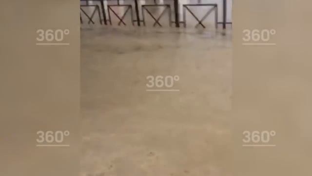 Сильный ливень обрушился на микрорайон Большого Сочи смотреть онлайн