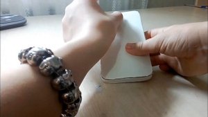 iPhone 12 из картона