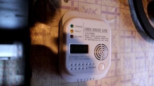 КУХНЯ ОТШЕЛЬНИКА!!! ПРОСТАЯ  ЕДА ПО НОВОГОДНЕМУ.