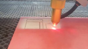 Цветной штамп методом лазерной гравировки