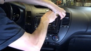 Как снять магнитолу на Kia Cerato 3