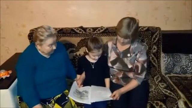 Страна читающая — Елизавета Кузнецова читает произведение «Котёнок по имени Гав» Г.Б.Остера смотреть онлайн