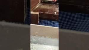 Выбрать четверть ручным фрезерном в самодельном столе