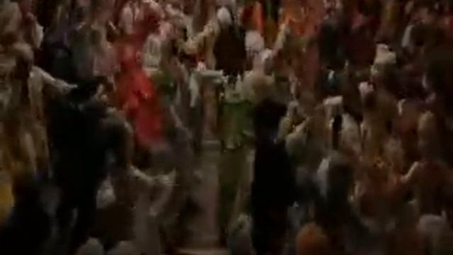 Marie Antoinette: "Hong Kong Garden" смотреть онлайн