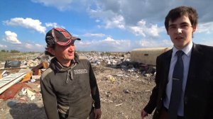 ЧТО ВЫКИДЫВАЮТ МАЖОРЫ и КАКИЕ КРУТЫЕ ВЕЩИ Бездомный ДОБЫВАЕТ НА СВАЛКЕ | Чем порадовали Бездомного