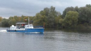 Катер Юкон Тип:  Костромич Проект: Т-63М  идет вниз по Москва-реке