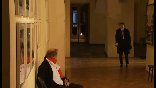 Сергей Дрейден в спектакле "Жизнь в театре" (2011) смотреть онлайн