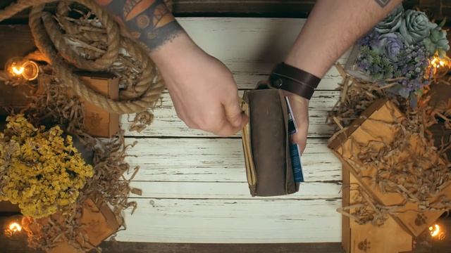 МУЖСКОЕ ПОРТМОНЕ ДЛЯ ДЕНЕГ И ДОКУМЕНТОВ. смотреть онлайн