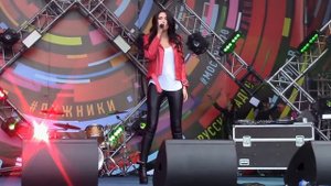 Маша Вебер - Ты лучше, Он (День города в Лужниках 2017)