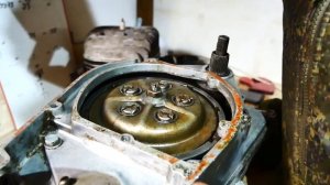 Разбираем колхозный мотор ИЖ Планета Спорт часть #1