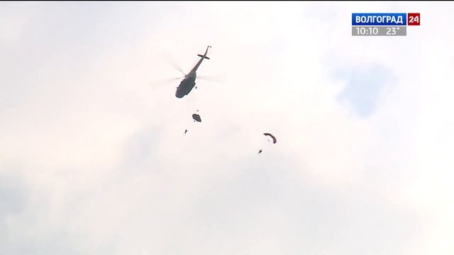 Волгоградские авиаспасатели провели тренировочные учения смотреть онлайн