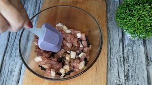 РУЛЕТ! МРАМОРНЫЙ МЯСНОЙ!ВСЕХ СВЁЛ С УМА! Рулет из свиной шкуры с мясом, морковью и чернослив вкусны