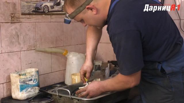 Subaru Outback. Как промыть топливный модуль и заменить топливный фильтр. смотреть онлайн