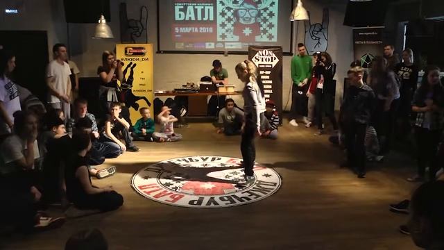 [Джечбур Батл] 1/4 Hip Hop Beginners, КАМЫШ VS Васильев Кирилл | Хип хоп батл смотреть онлайн