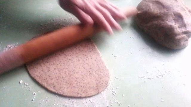 Печенье с маком,приготовленное на сковородке