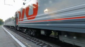 Электровоз ЭП1М-473 с поездом 382Я Москва - Грозный