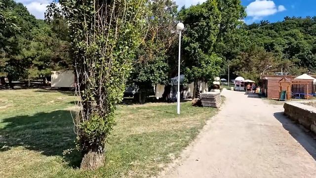 КРИНИЦА июль 2022. Разгар курортного сезона! МОРЕ, пляжи, ОТЗЫВЫ отдыхающих. смотреть онлайн