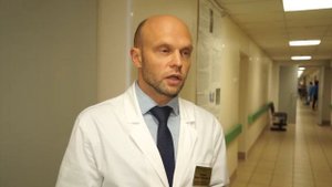 Художники и скульпторы на мастер классе в центре Альбрехта