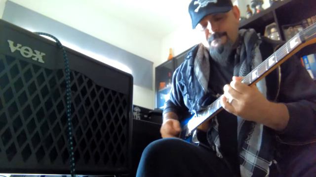 Hospitalet guitar Vox vx1 ,11 amps modeling & 8fx test sound смотреть онлайн