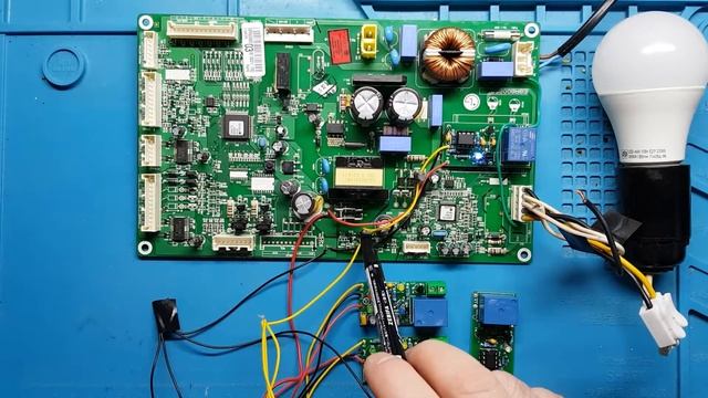 Холодильник LG - переделка линейного , инверторного компрессора на обычный (адаптер обманка). смотреть онлайн