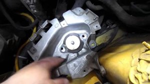 Заміна опор двигуна Renault Kangoo 1,5 DCI