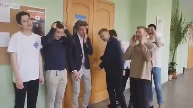 Последний звонок 2018 11В смотреть онлайн