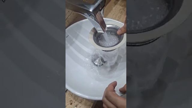 Sifão em Aço Inox com Válvula de Proteção Automática Contra Mau Cheiro, Insetos e Mosquito da Dengu