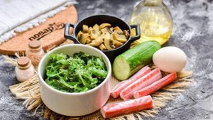 Крабовый салат с чукой